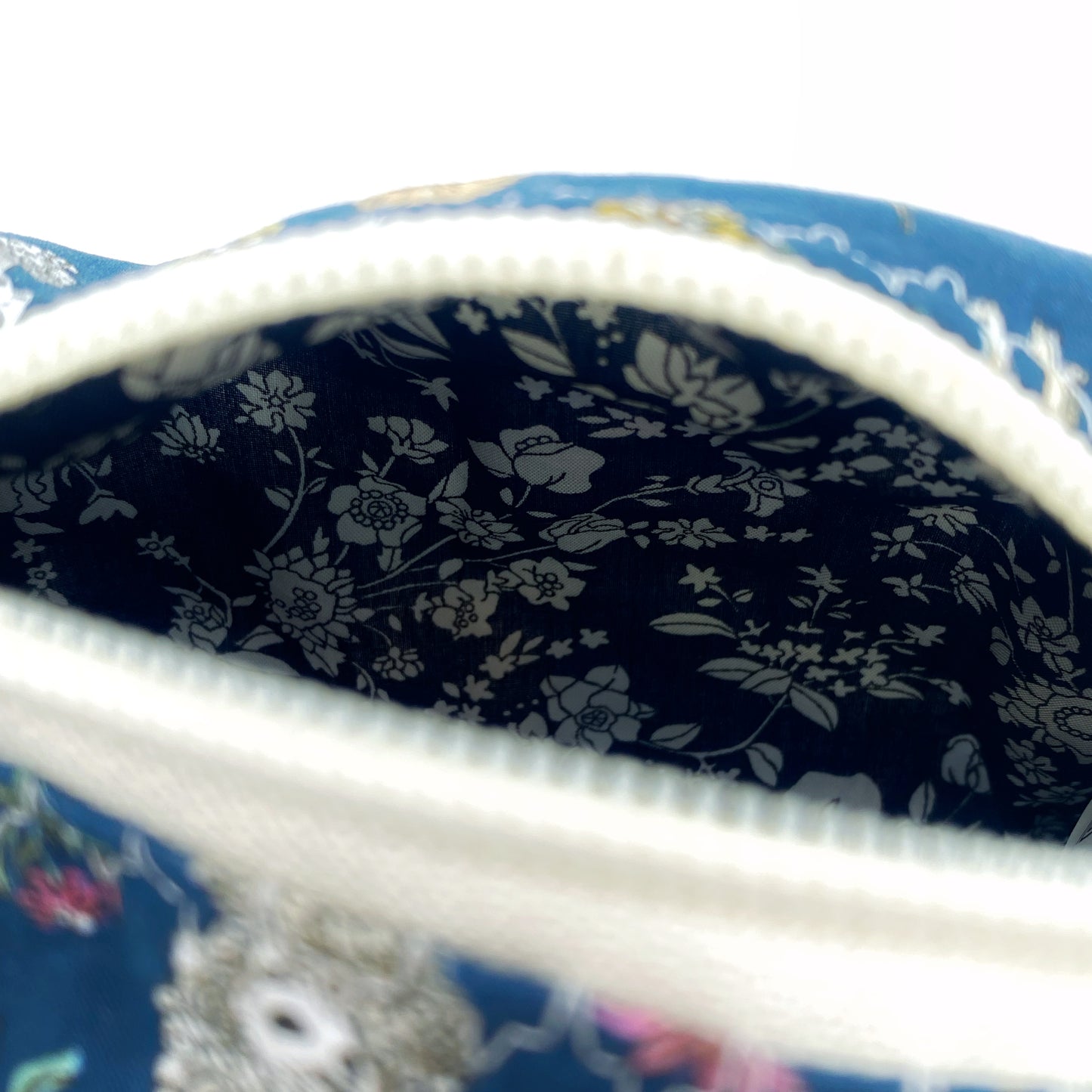 Necessaire Flora "Mal's Pals" (Liberty) MIKRO