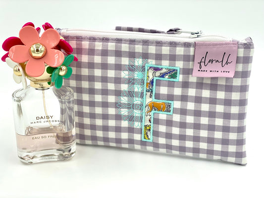 Necessaire Floribel "F" Applikation Vichy lila