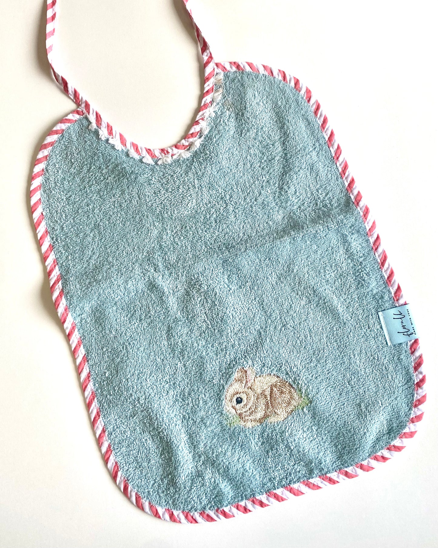 Personalisiertes Lätzchen für Babys