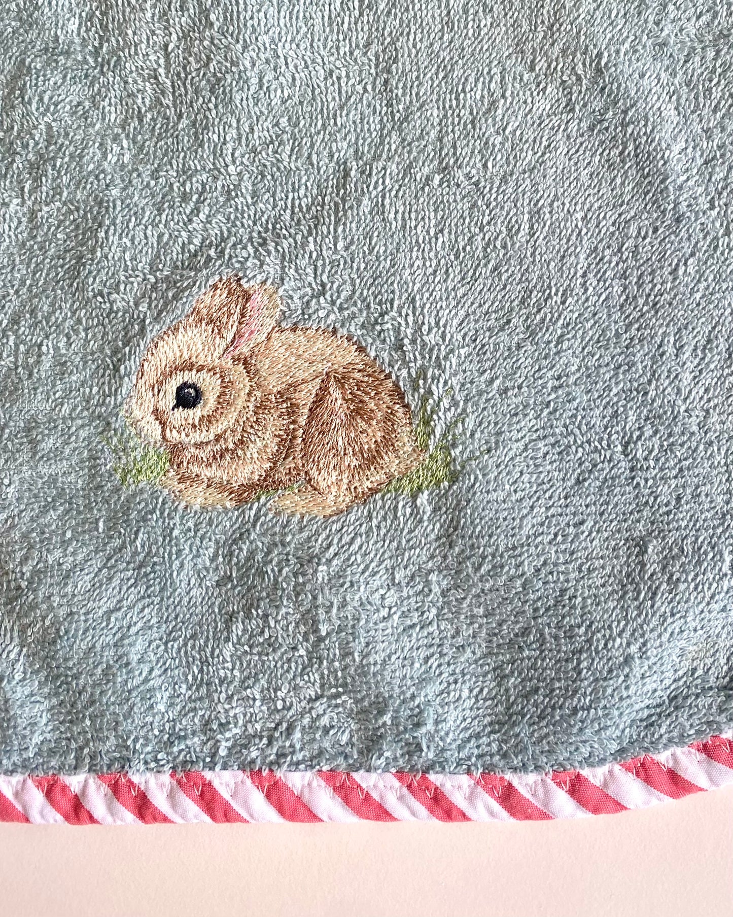 Personalisiertes Lätzchen für Babys