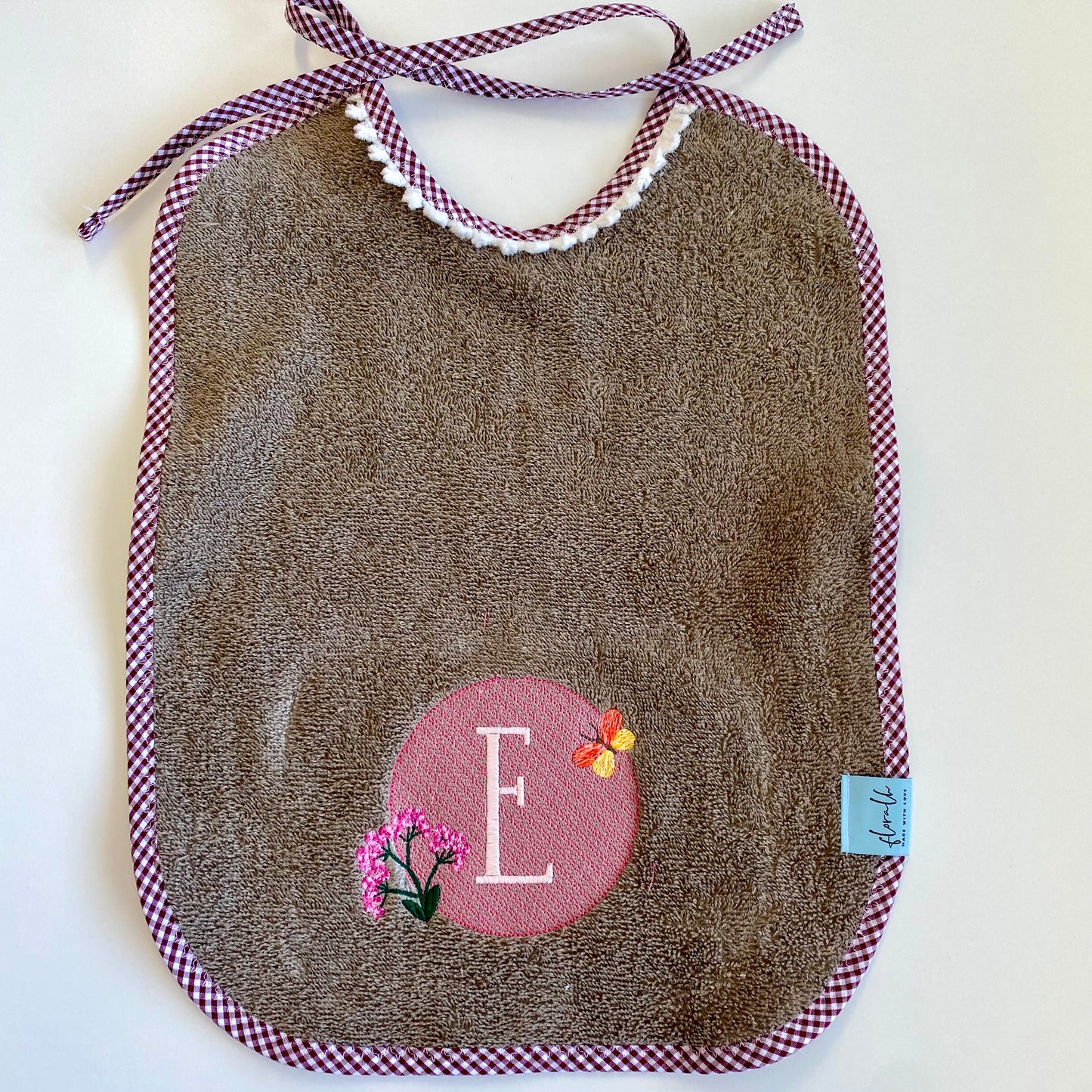 Personalisiertes Lätzchen für Babys