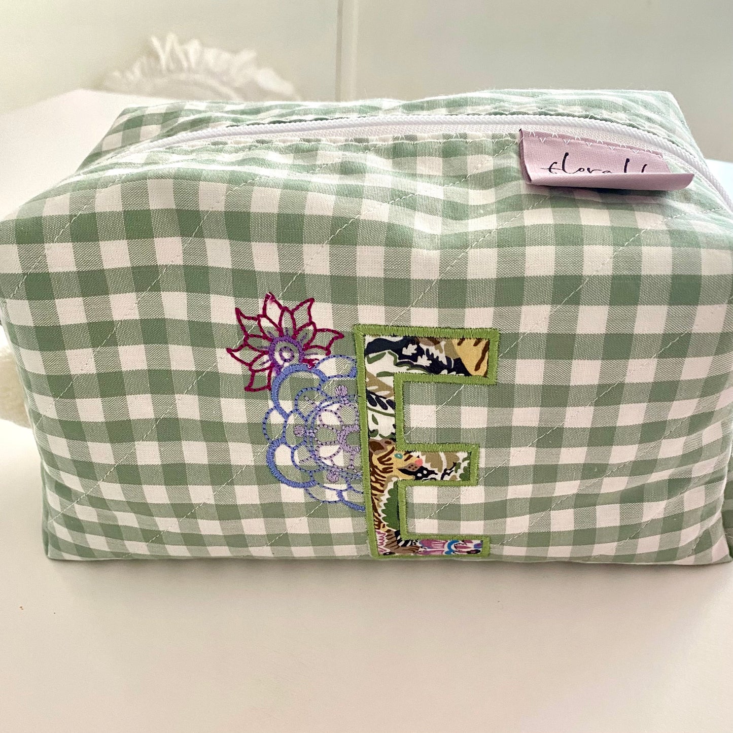 Personalisiertes Necessaire Flora aus GOTS-zertifizierter Bio-Baumwolle