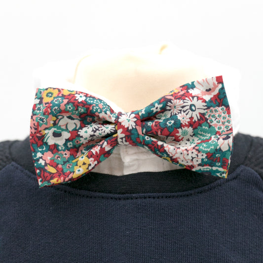 Kinderfliege, gebunden, Blümchen fein gemustert in verschiedenen Farben