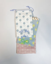 Lade das Bild in den Galerie-Viewer, Bestickte Baumwoll-Beutel (dust bags)

